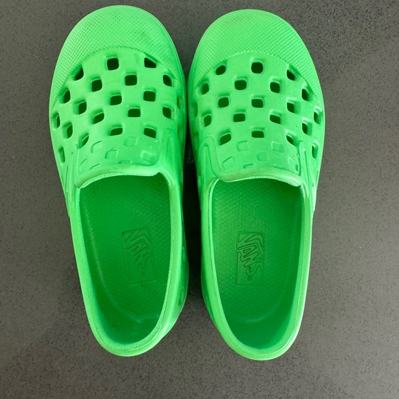 Toddler MTE Slip-On TRK Shoe - Picture 2 of 7